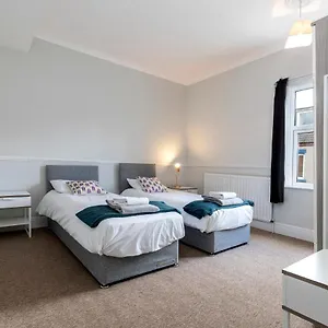 https://barron-street-darlington.hotels-newcastle-upon-tyne.com